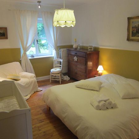 Villa Delightful Castle In Bastogne With Bubble Bath Exterior foto
