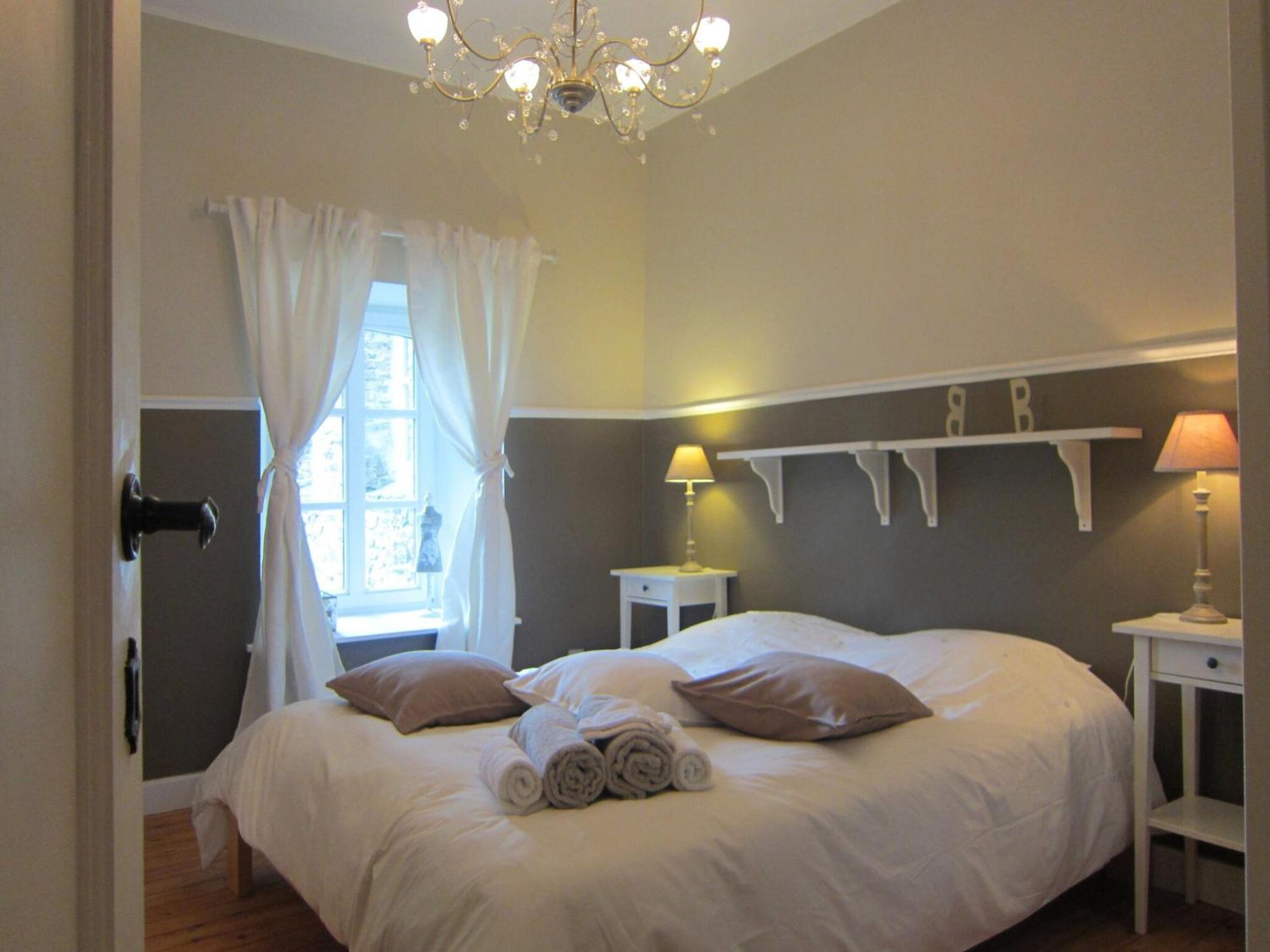Villa Delightful Castle In Bastogne With Bubble Bath Exterior foto
