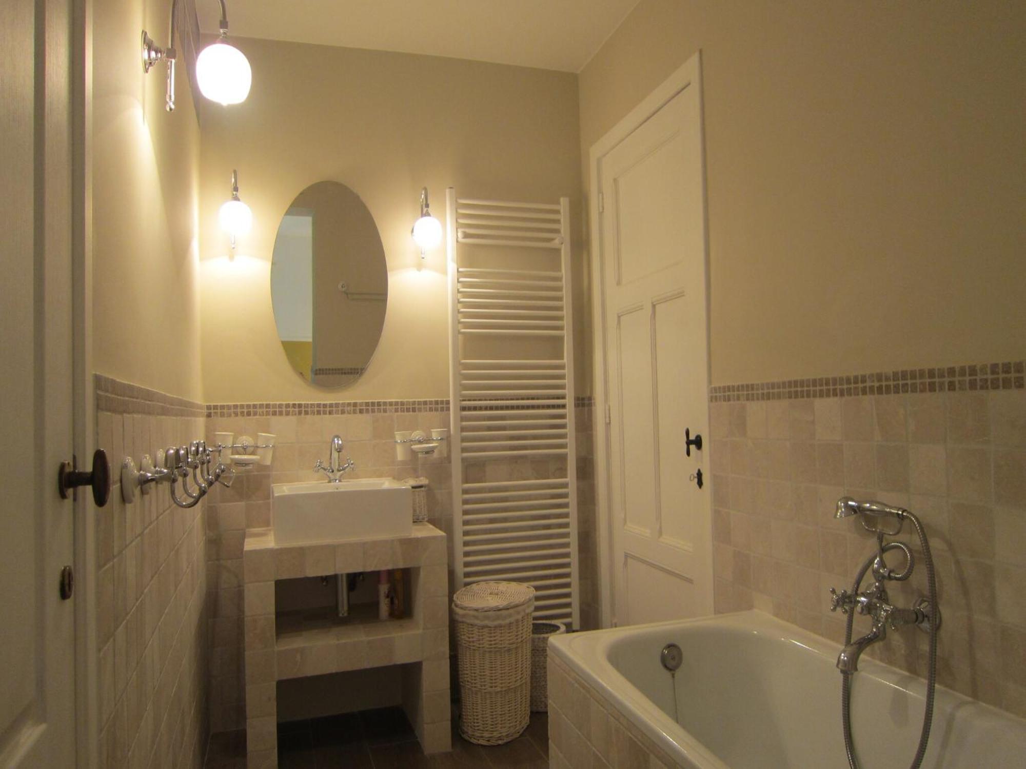 Villa Delightful Castle In Bastogne With Bubble Bath Exterior foto